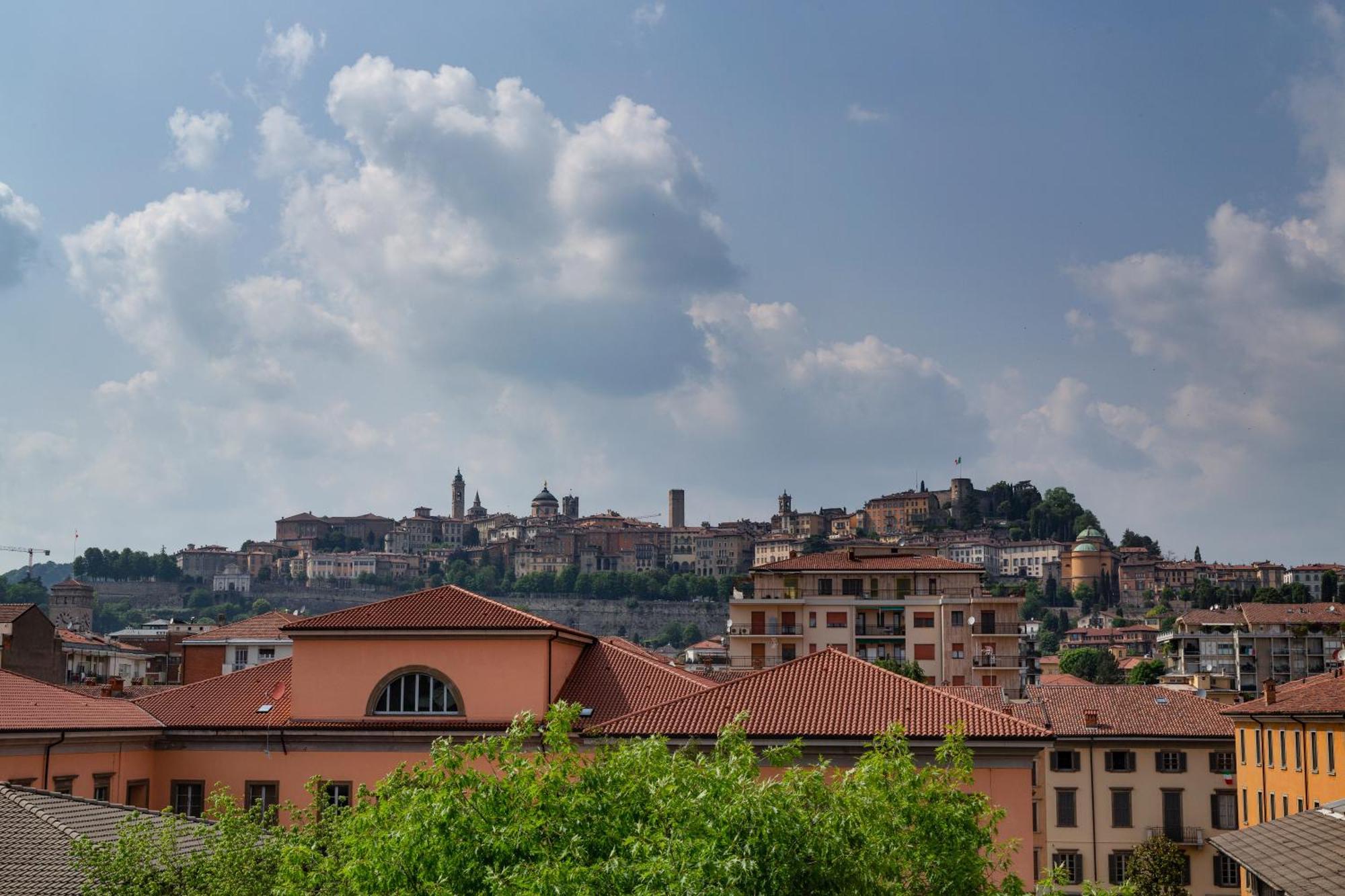 Apartament La Castellana Bergamo Zewnętrze zdjęcie